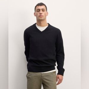*Flawed* Everlane Men's Black V-Neck Long Sleeve 100% Cashmere Sweater- L